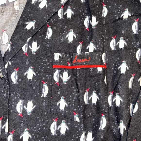 Victoria’s Secret / NWT Penguin 2-Piece Pajama Set - Picture 4 of 9